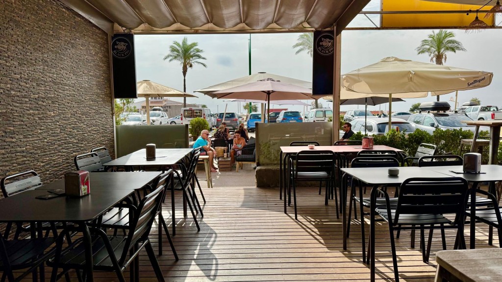 Commercial Premises For sell in Empuriabrava in Girona