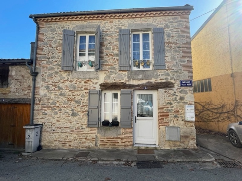 Commercial for sale in Aiguillon, France
