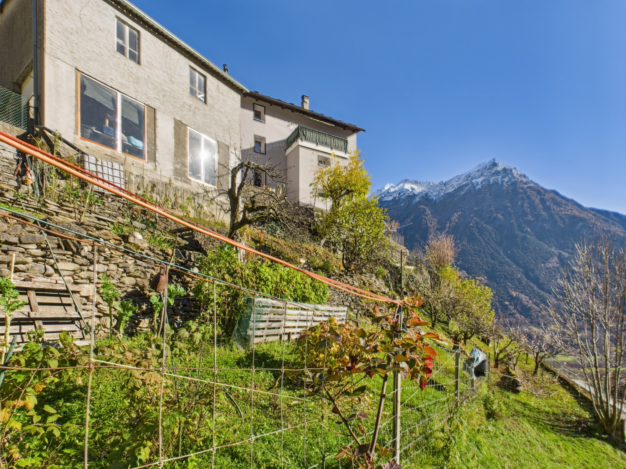 Incantevole casa unifamiliare a Marolta con ampio giardino