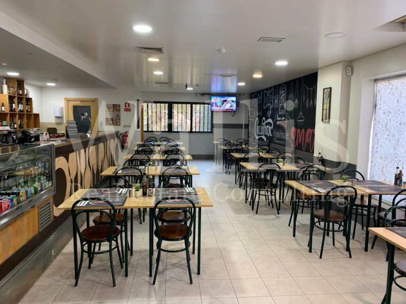 Store with 110m2 in Miraflores | Wallis Real Estate