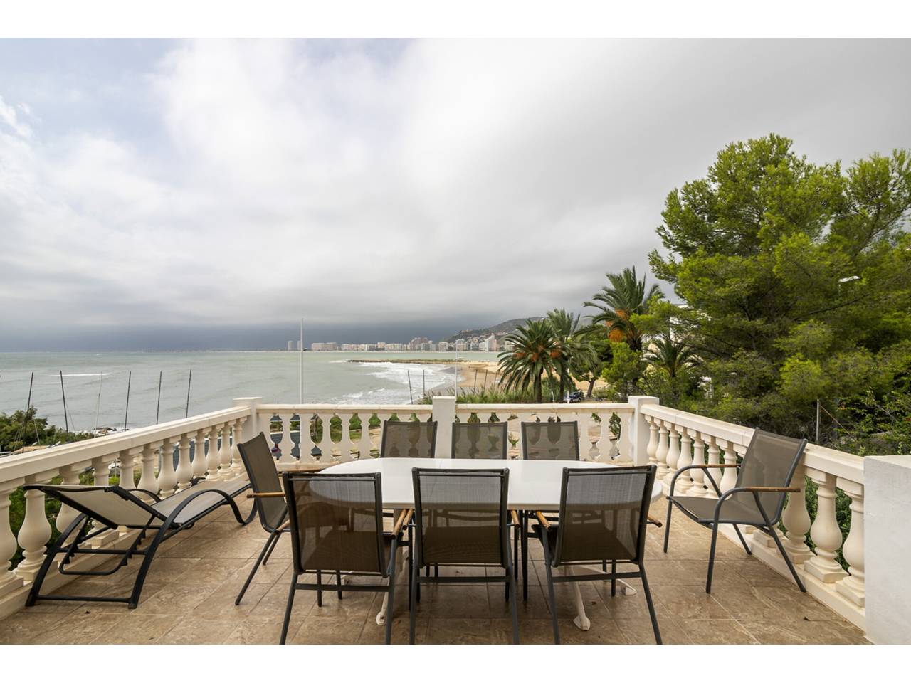 House for sale in El Far-El Dossel