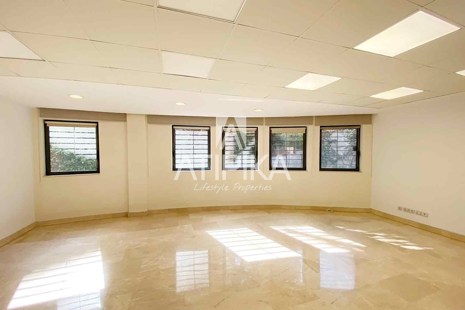 Commercial for sale in Barcelona, Spain