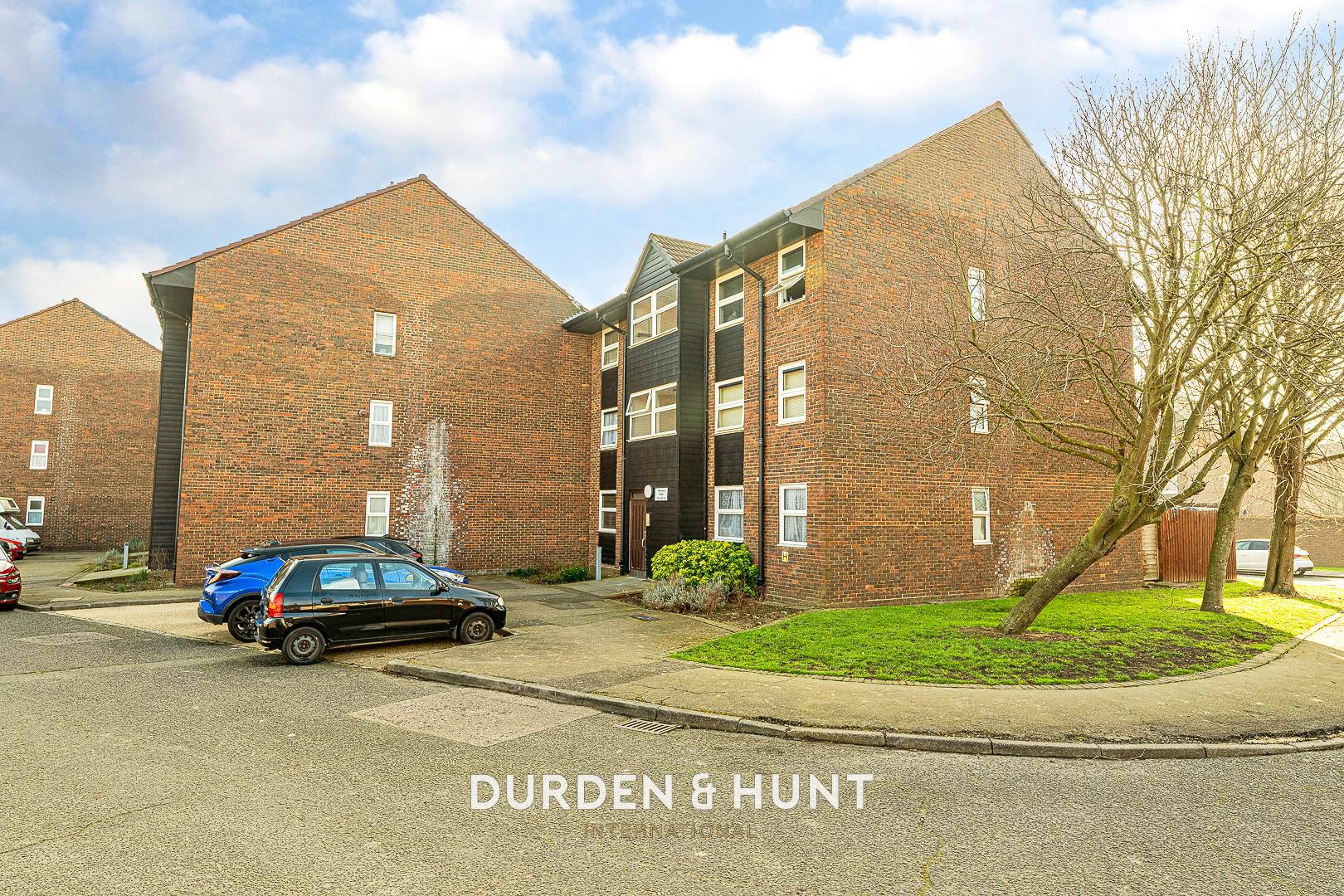 Condo for sale in Romford, United Kingdom