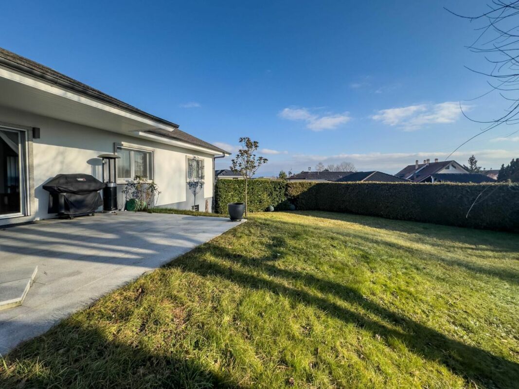 Detached villa 5.5 rooms in Commugny