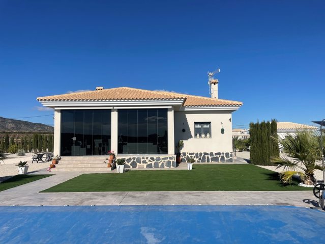 Home for sale in Pinoso, Spain