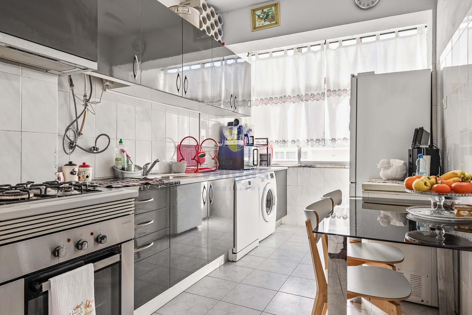 3 Bedroom Apartment Mercês, Rio de Mouro!