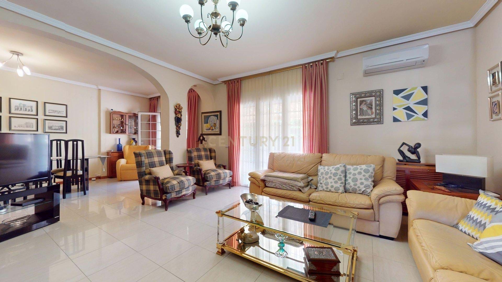 Stunning 4-Bedroom Apartment with City & Mountain Views