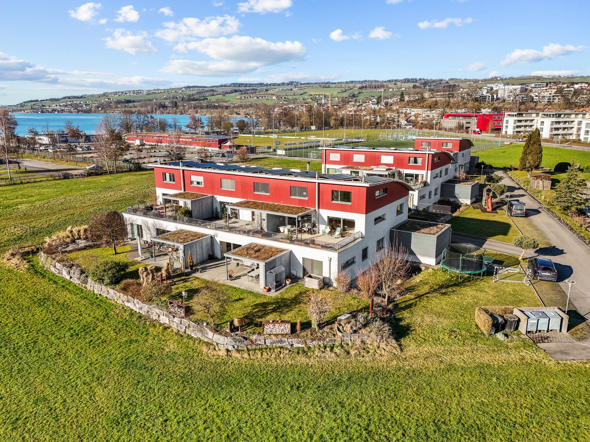 3.5-room attic - maisonette with 53 m² terrace in Sempach