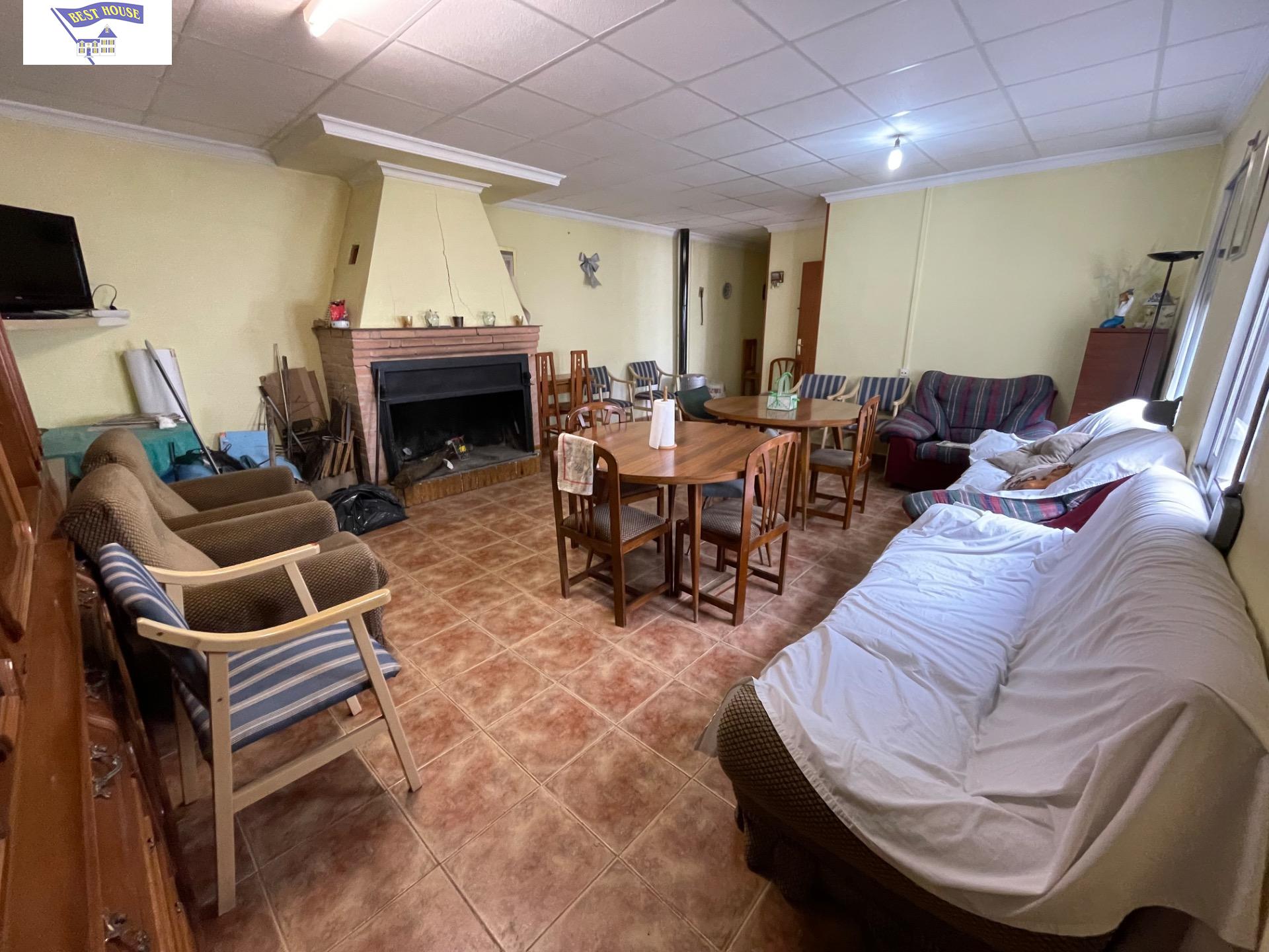 BUILDING IN BARRIO SAN PEDRO