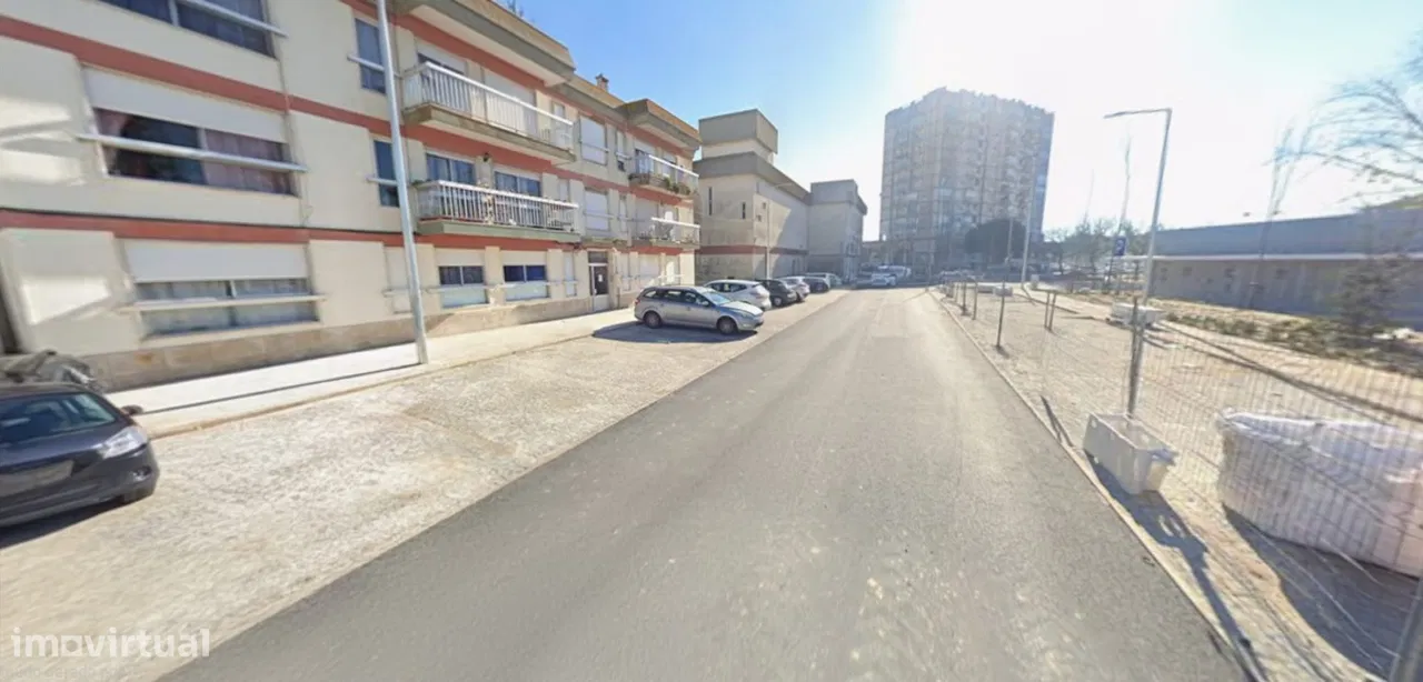 Commercial for sale, Santarém (Samora Correia, Portugal)