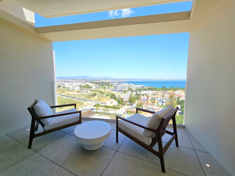 A504 Luxury 2 Bed Apartment with Panoramic Sea View Lagos