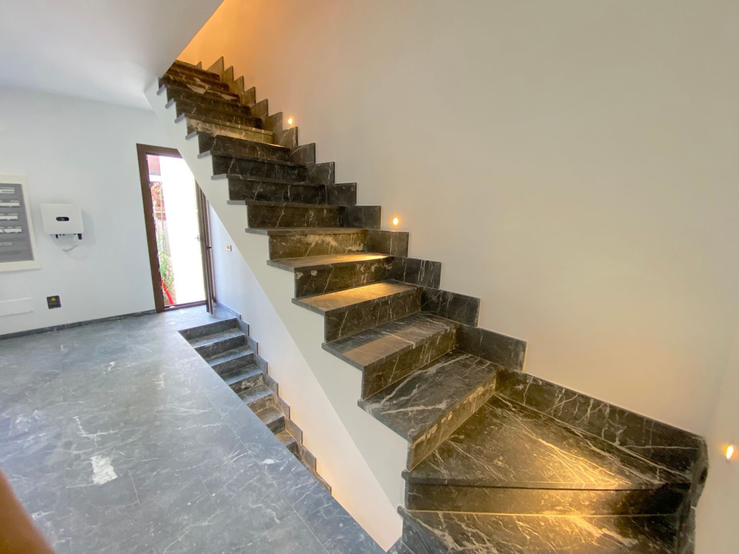 NEWLY BUILT 3-STOREY VILLA IN SÓLLER