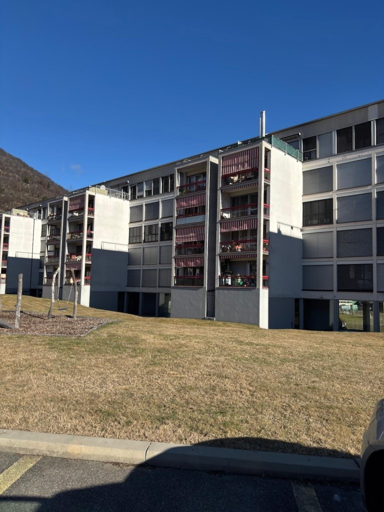 4 room attic apartment in the immediate vicinity of Bellinzona