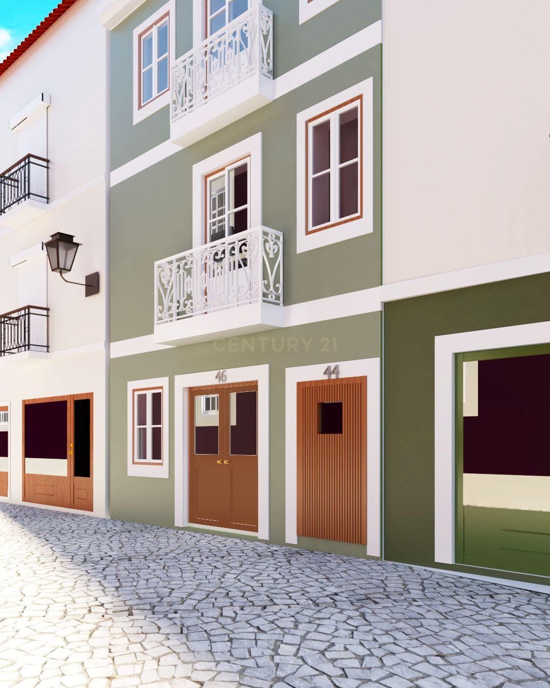 Charming 205m² Home in Setúbal's Scenic Neighborhood