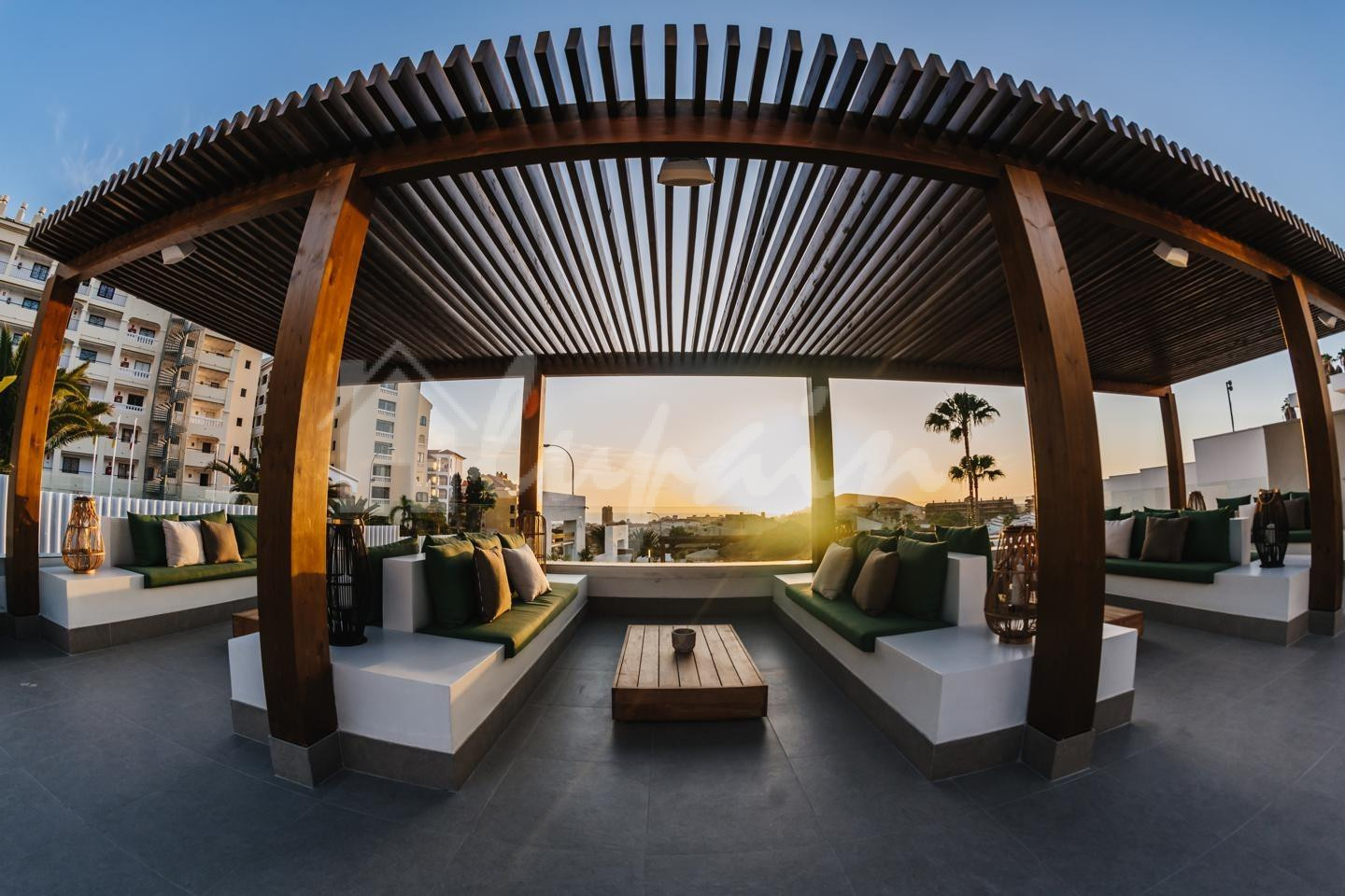 Condo for sale in Arona, Spain