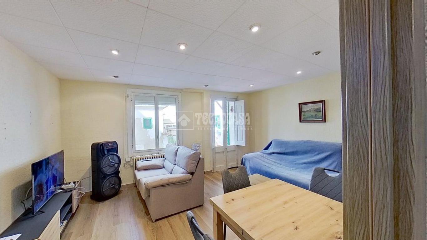 Building for sale in Manresa, Spain