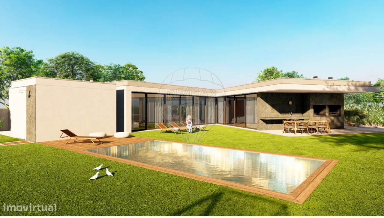 Land Plot for sale, Porto (São Félix da Marinha, Portugal)