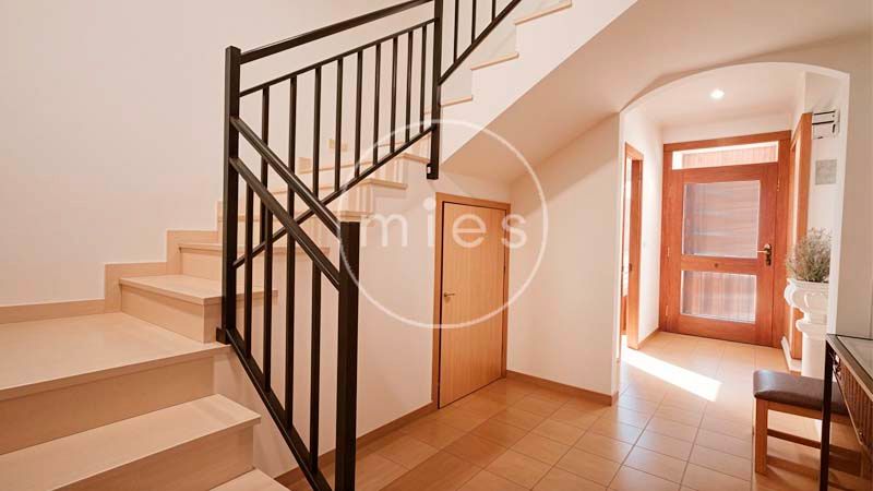 Building for sale in Torrent, Spain