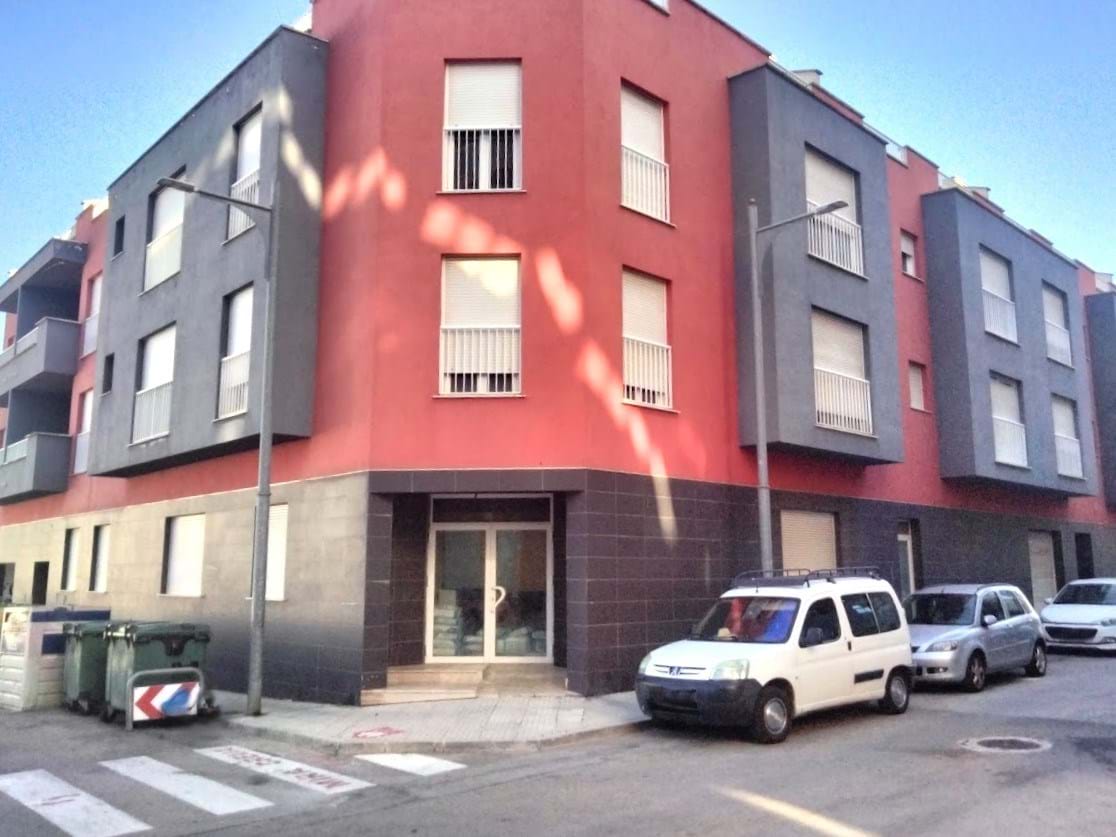 Commercial premises in Pego