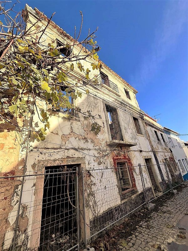 Building for sale in Sines, Portugal