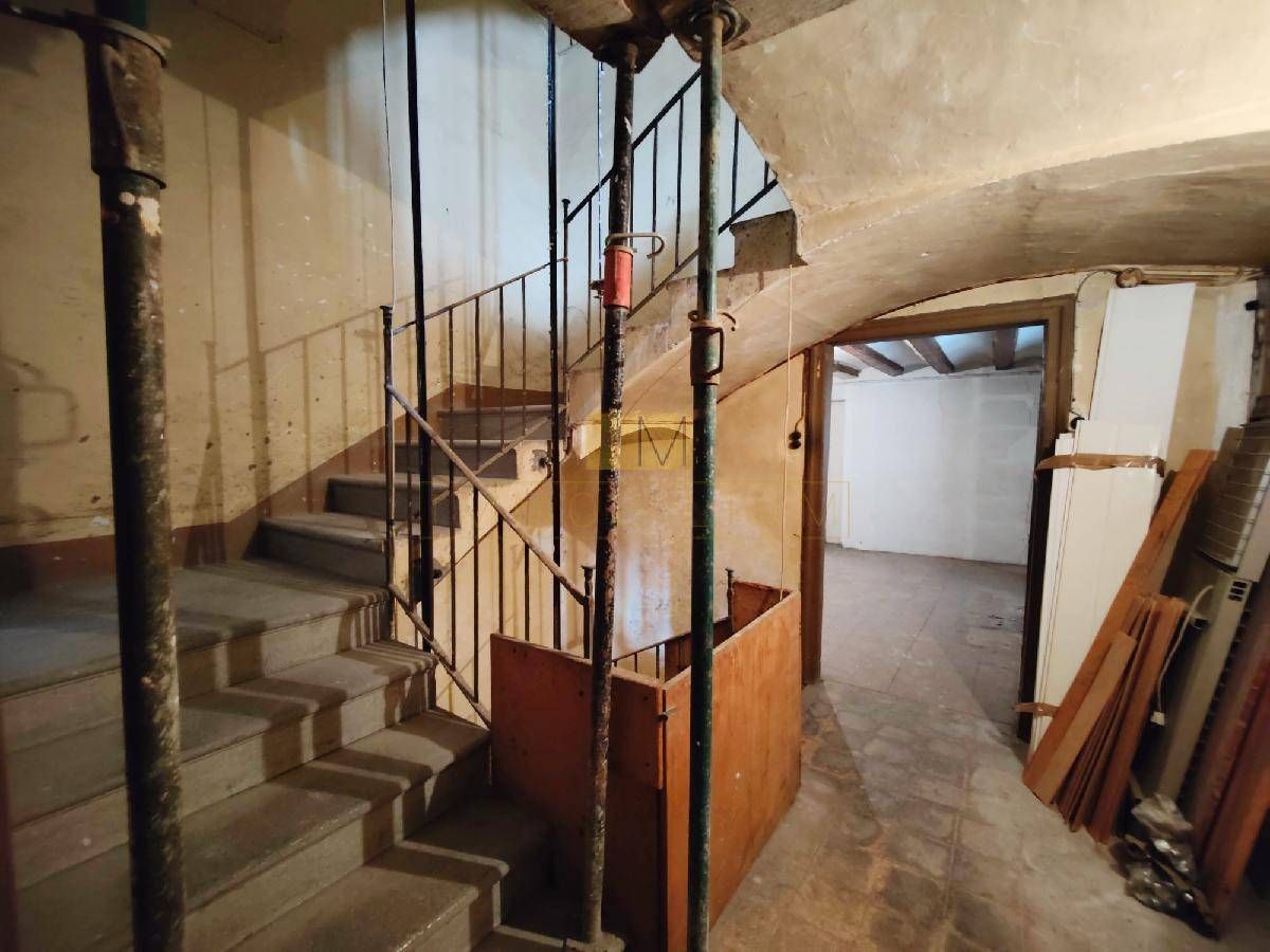 Building for sale in Vilanova i la Geltrú, Spain