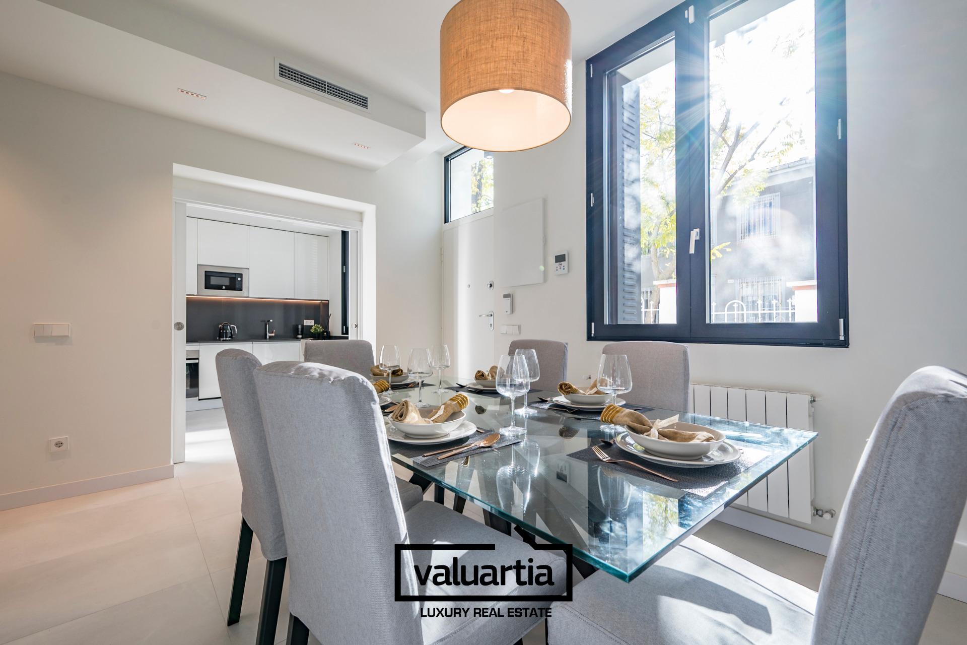 48 Houses for Sale in Calle de Ezequiel Solana | Properstar