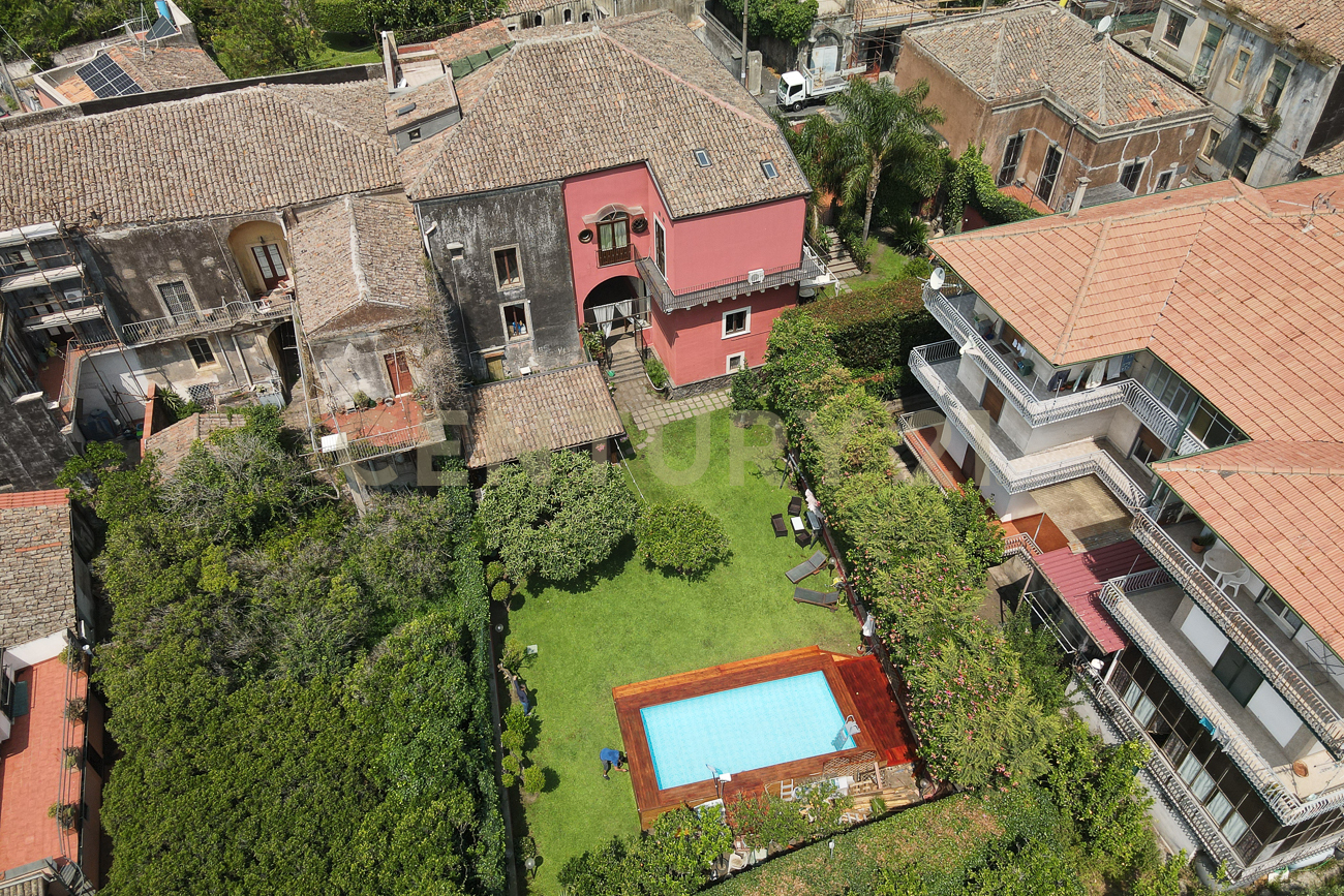 Home for sale, Via Scalilla, 42 (Mascalucia, Italy)