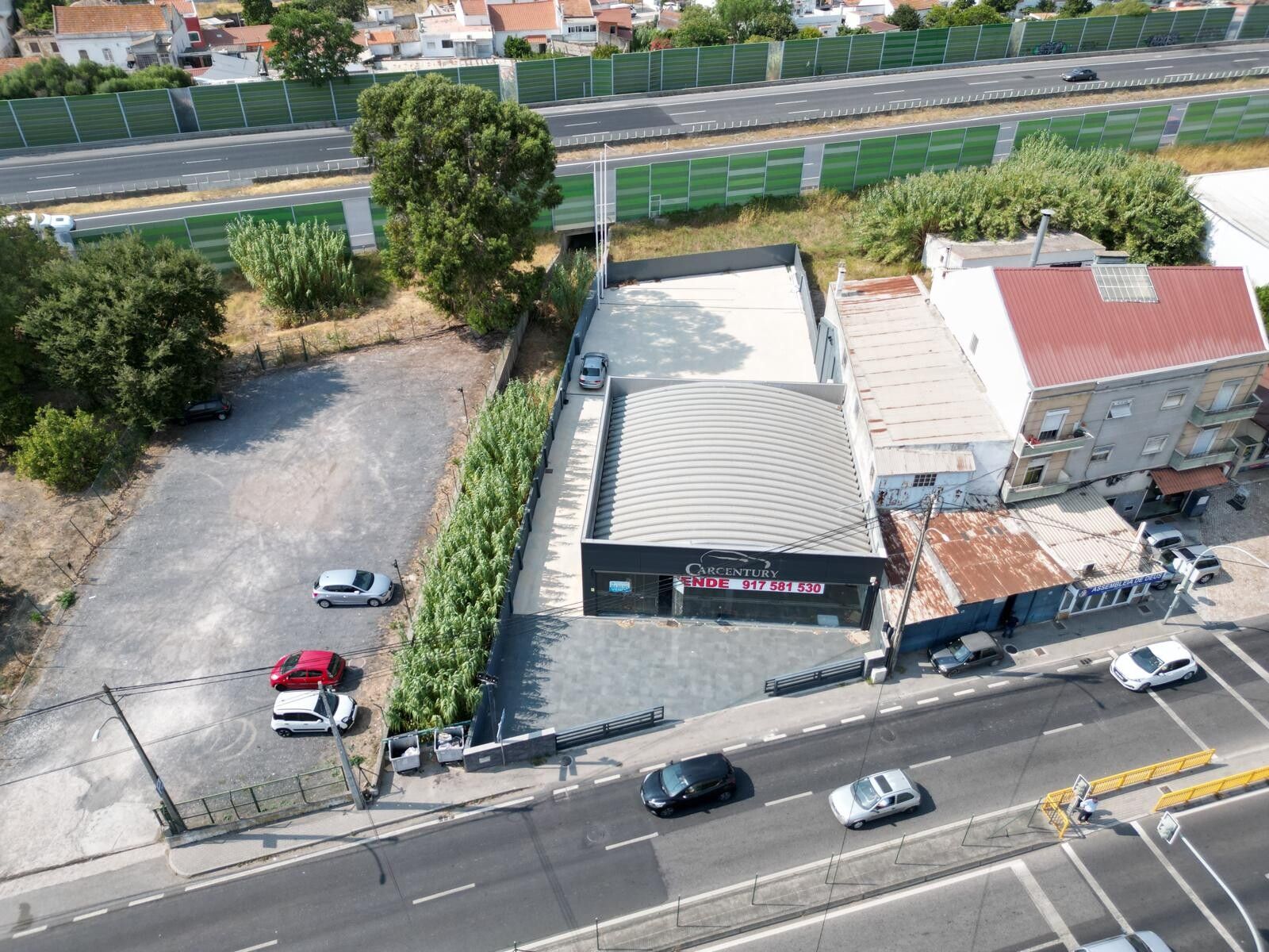 ? Warehouse / Stand with Public Space ? National Road 1, Vila Franca de Xira