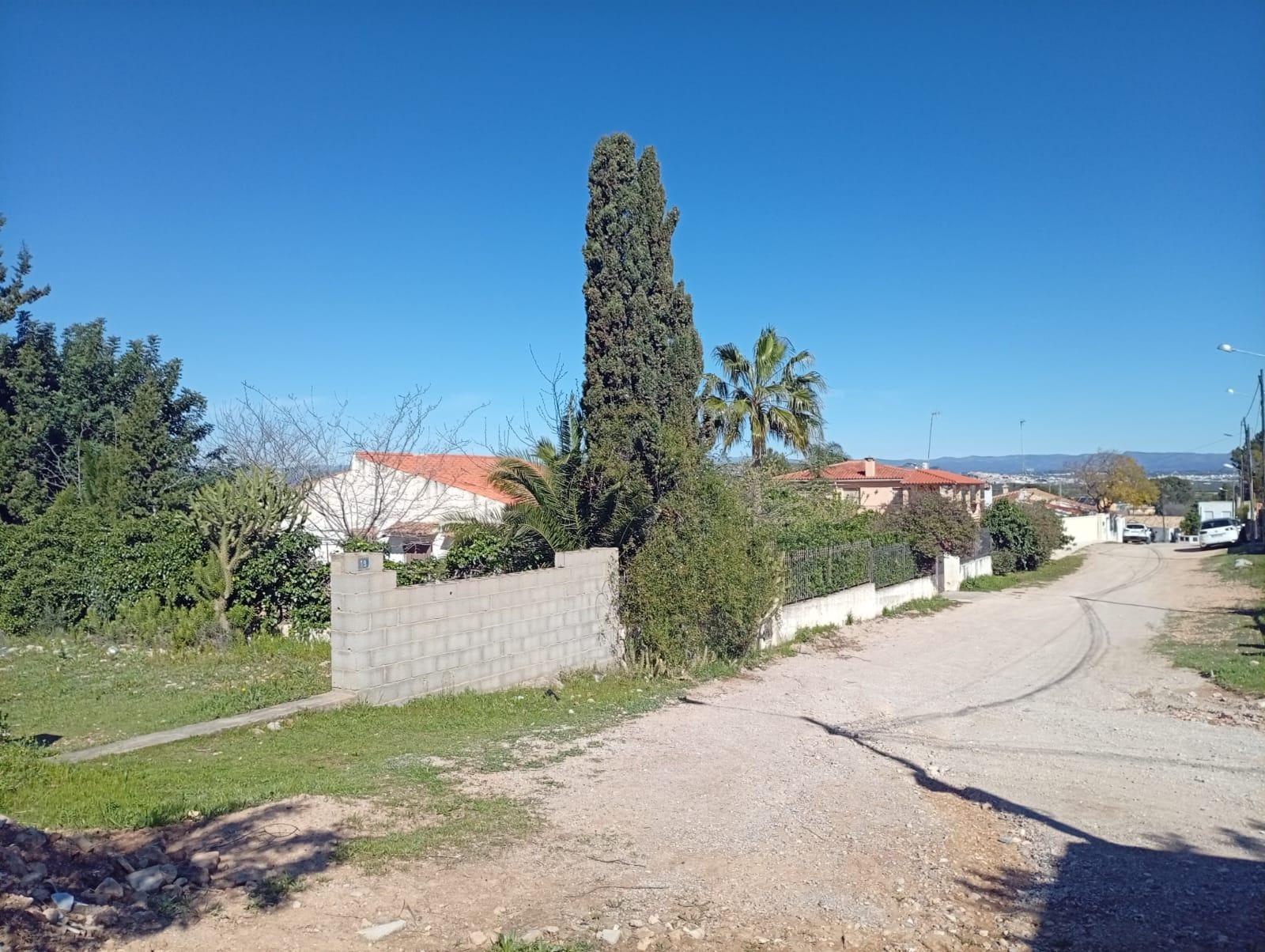 Plot of 1,877 m2 for sale in calle Riu Xúquer, Riba-Roja de Túria
