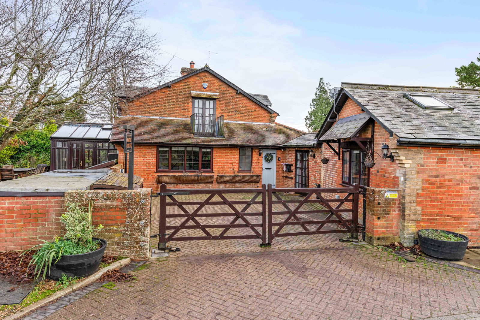 End of Terrace House: for sale in Dane End Ware