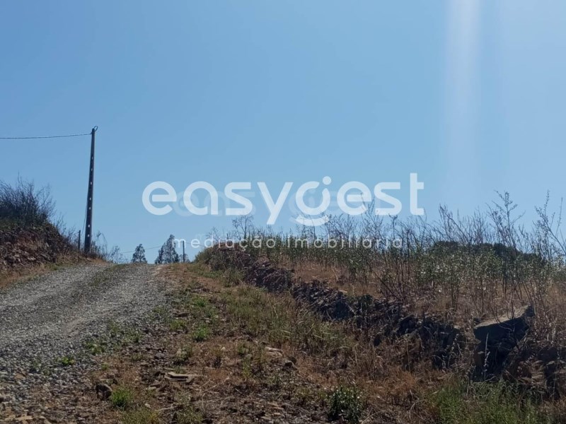 Rustic land with sea views located 10 km from Cacela Velha ...