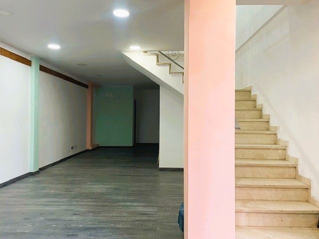 Commercial for sale in Badalona, Spain