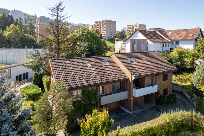 Spacious semi-detached house - stylish living near Lucerne