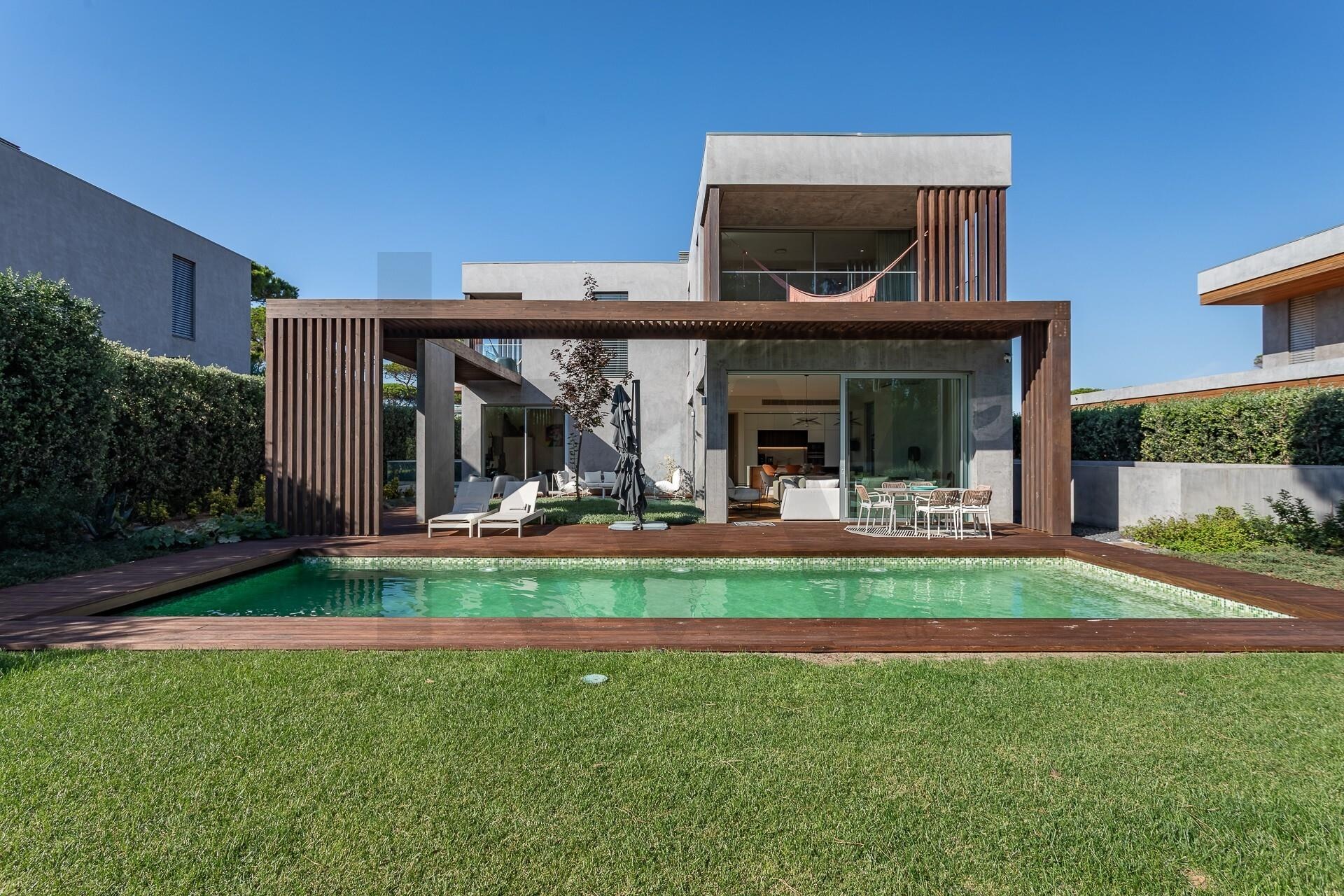 Living at Bloom Quinta da Marinha: Experience the Essence of Luxury on the Portuguese Riviera