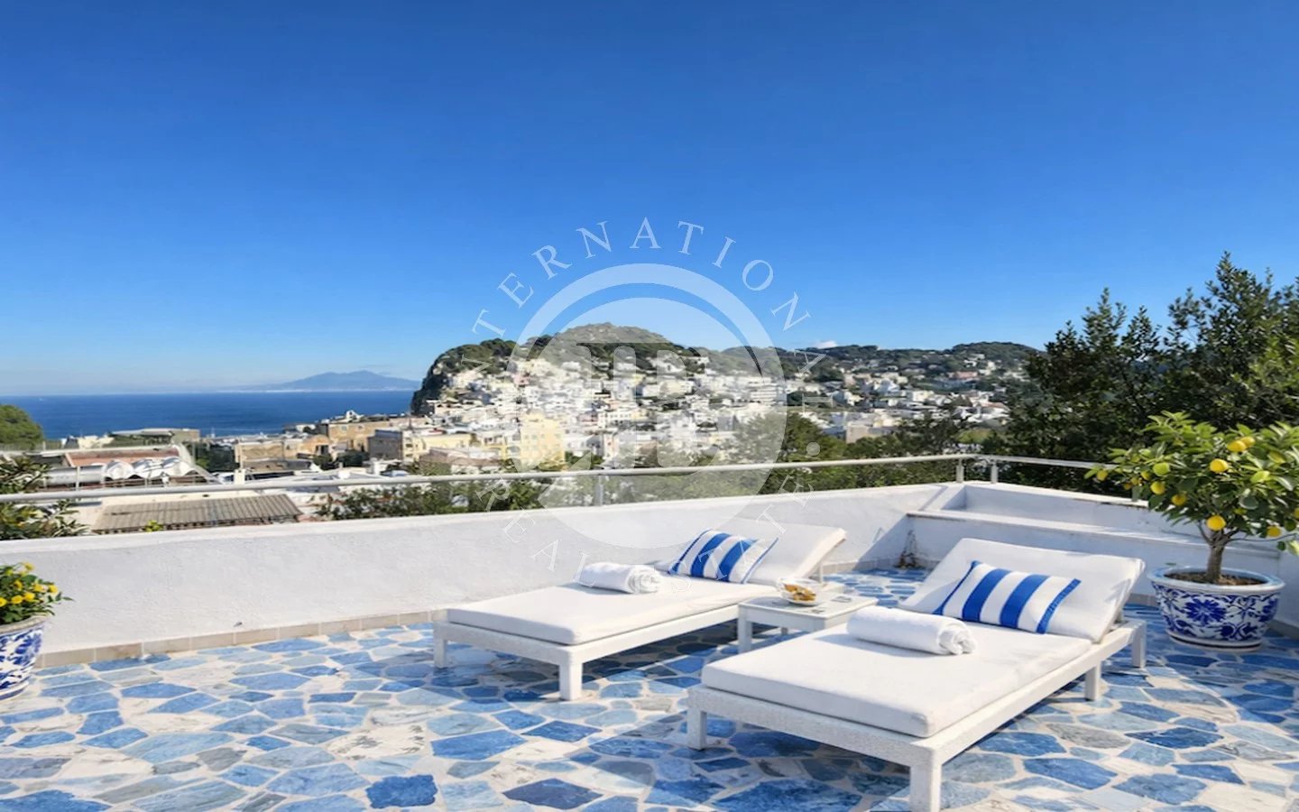 Typical Capri Villa with Sea View and Guest Annex, Capri