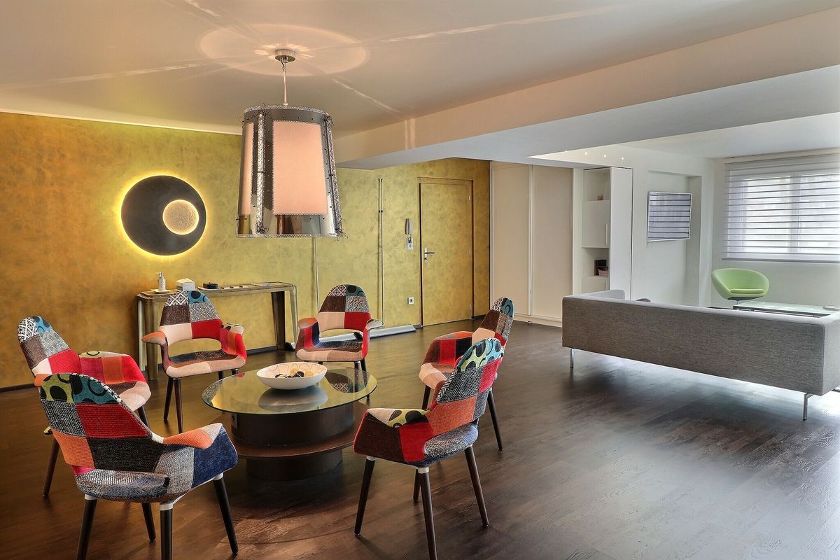 HIGH-END COMMERCIAL PREMISES IN THE CENTRE OF MONTREUX