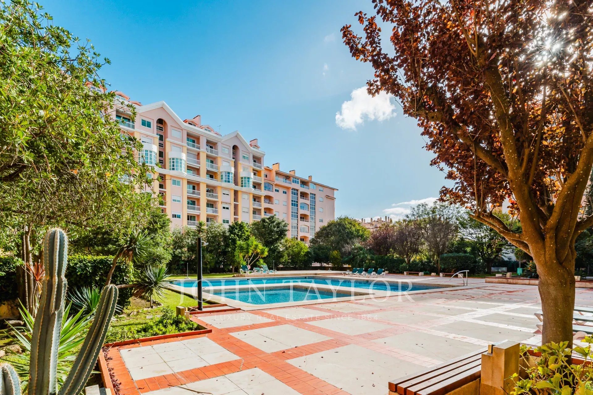 2-Bedroom Apartment in Bairro do Rosário, Cascais