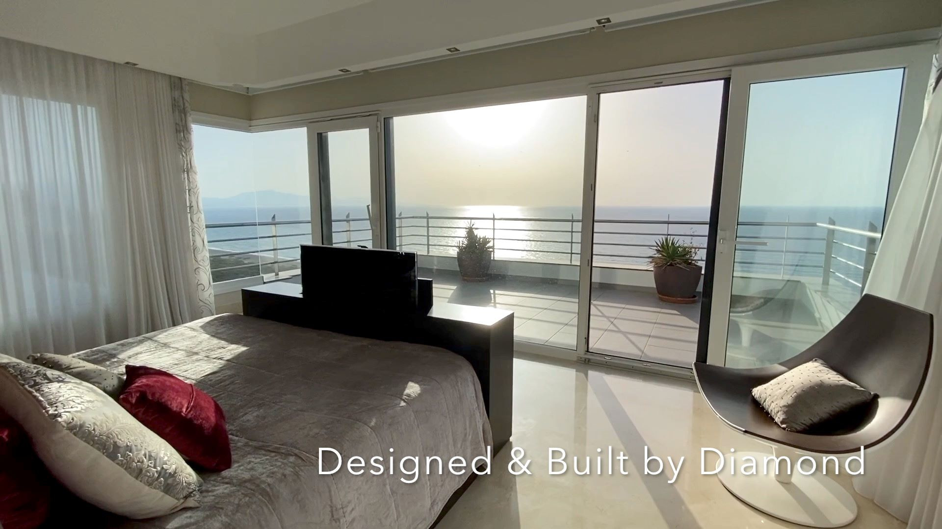 Architect Designed Luxury 5 Bedroom Villa with Panoramic Sea Views.