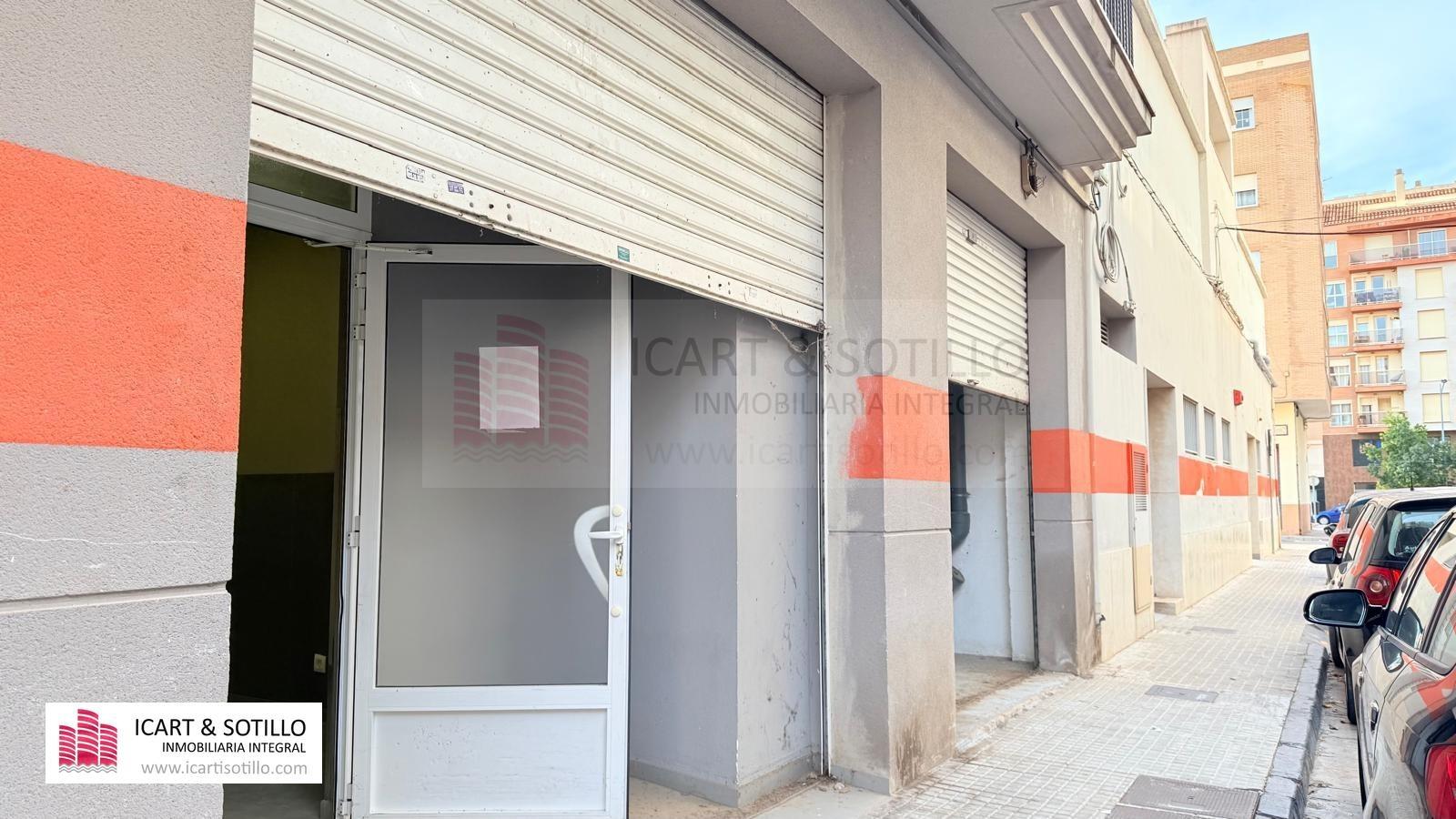 Commercial for sale in Vinaròs, Spain