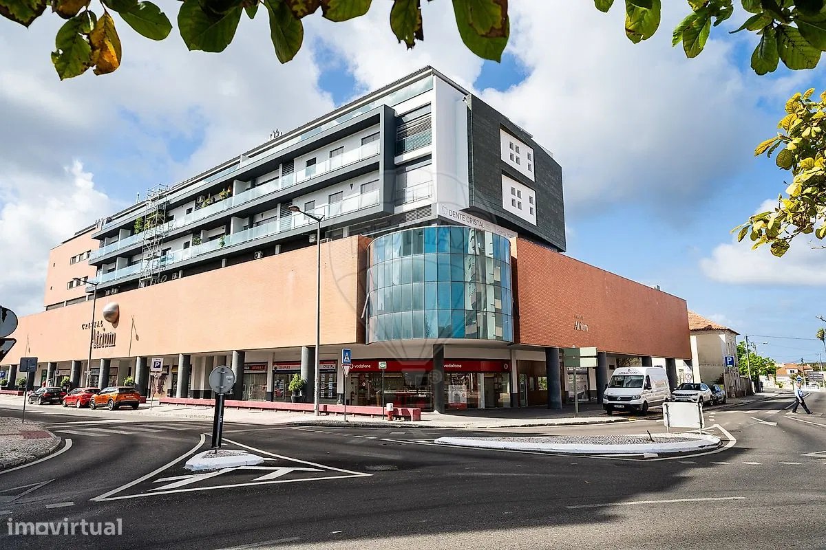 Commercial for sale, Leiria (Marinha Grande, Portugal)