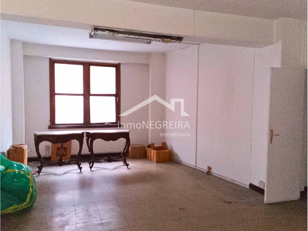 RETAIL SPACE WITH POSSIBILITY OF HOUSING