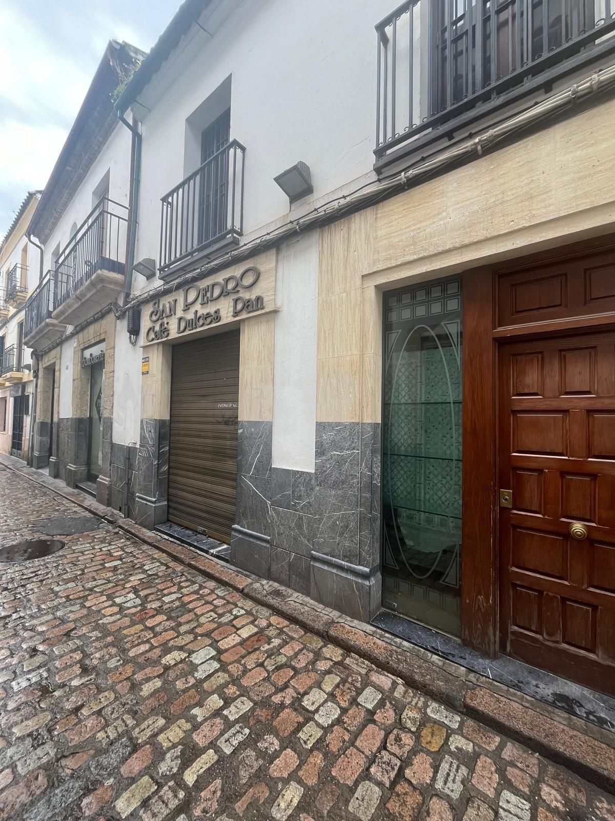 Commercial for sale in Córdoba, Spain