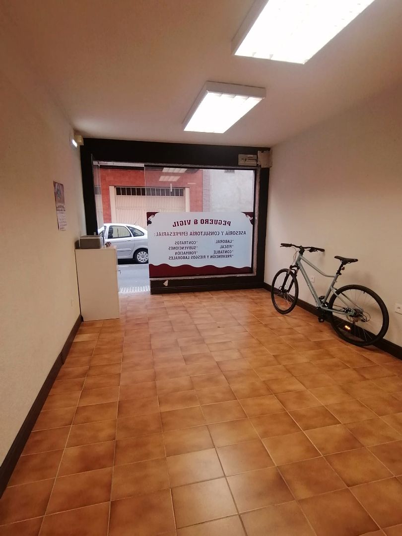 Commercial for sale in Gijón, Spain