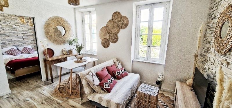 Dpt Aude (11), for sale CARCASSONNE Investment building of 118m244 Apartments: two T2; two T1bis