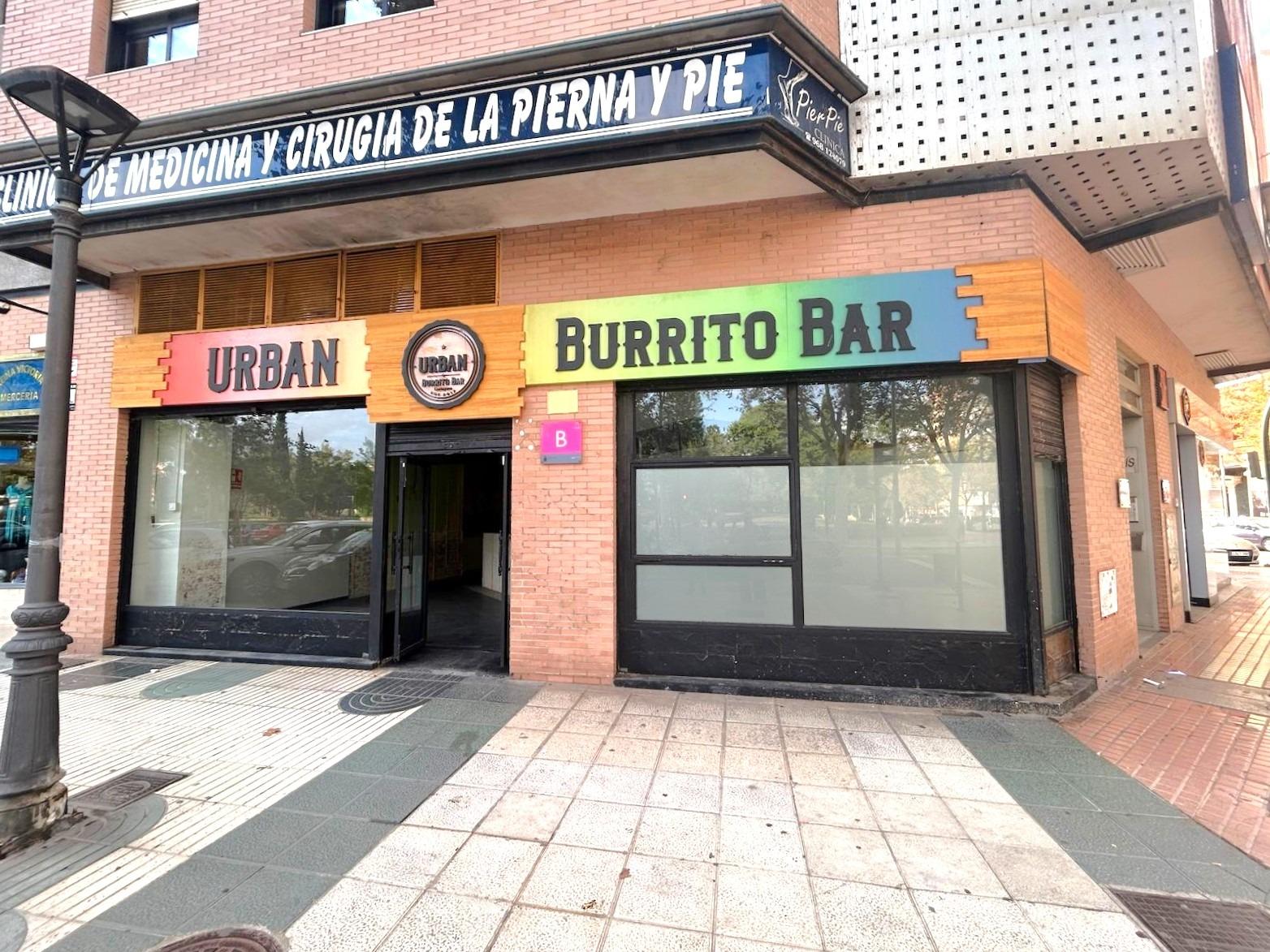 COMMERCIAL PREMISES FOR SALE, AVDA. REINA VICTORIA EUGENIA