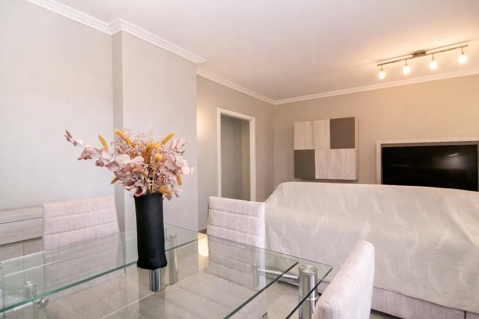 DUPLEX PENTHOUSE WITH LARGE TERRACES, SUNNY AND 10 MINUTES FROM THE ...