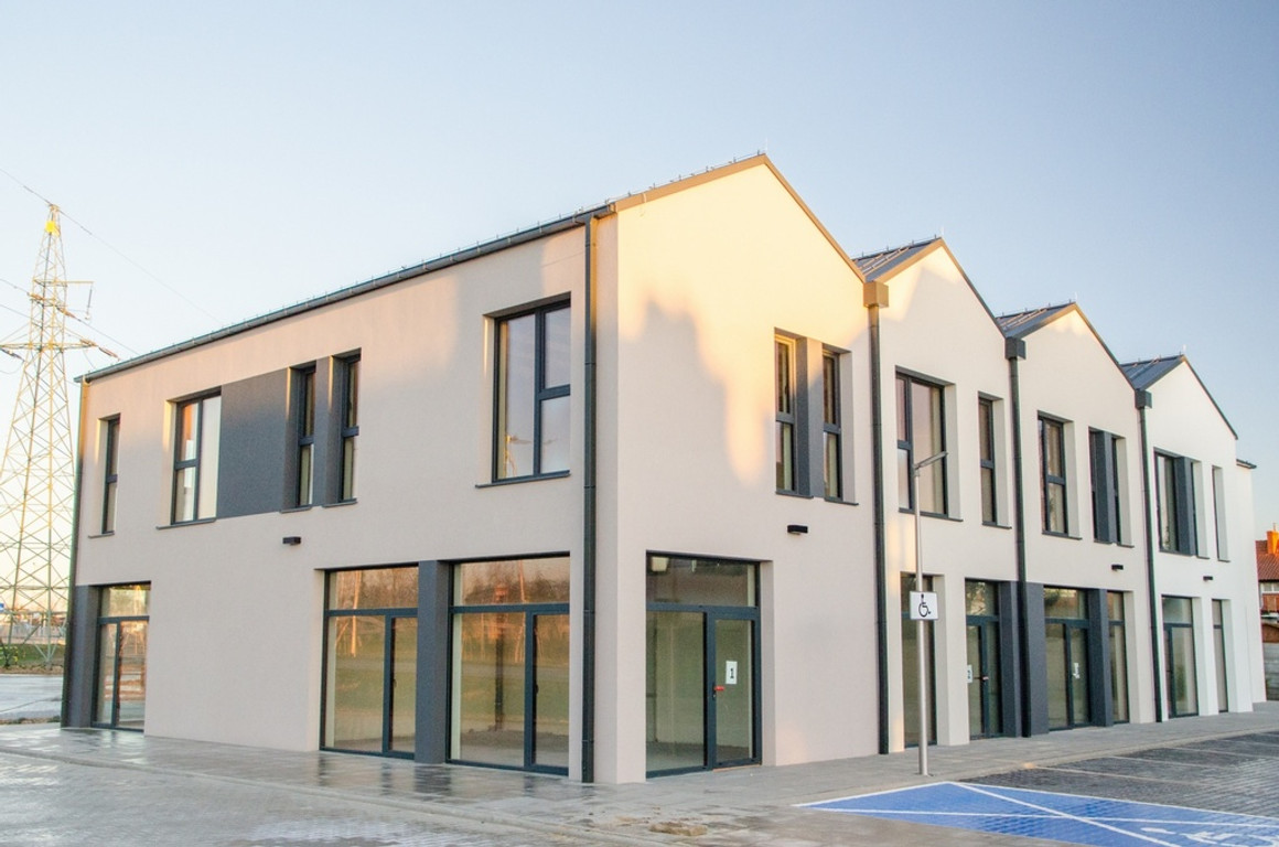 Building for sale, wielkopolskie poznański (Komorniki, Poland)