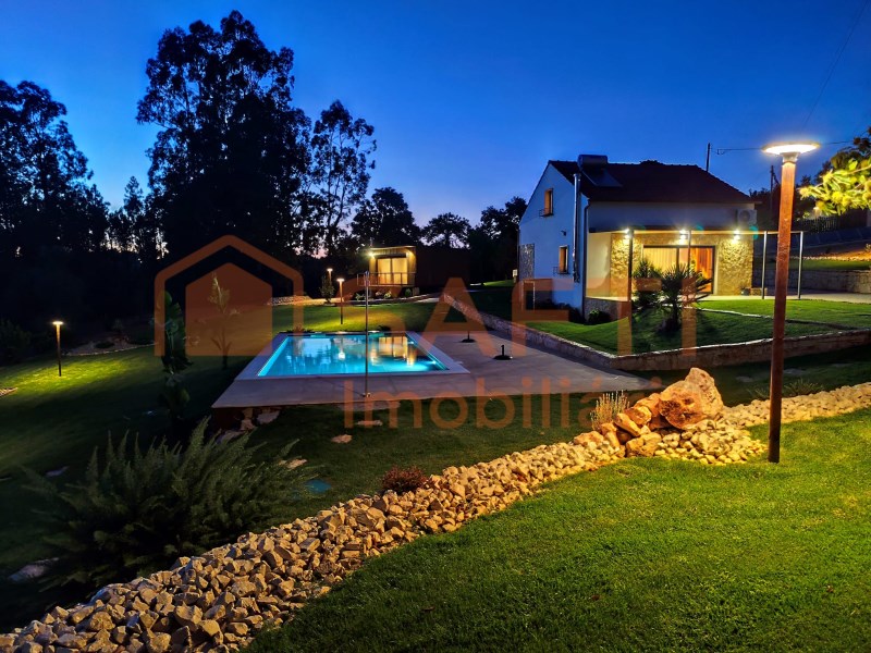 Luxury Refuge in Ferreira do Zêzere - Peace, Nature and Exclusivity.