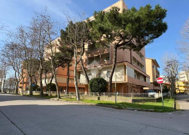 Condo for sale, Viale A. Mantegna, 19 (Cesenatico, Italy)