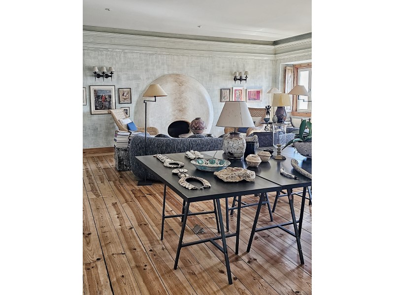 Extraordinary building renovated in 2019 with a view located next to the Lisbon Sé Cathedral